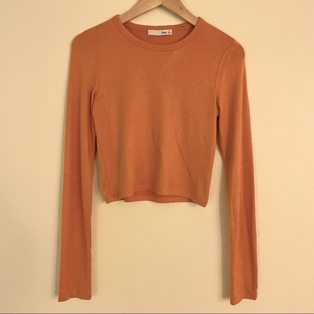 NWOT Aritzia Wilfred Free Winberg Longsleeve